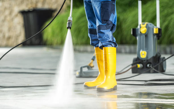 Best Commercial Pressure Washing  in Perry, IA